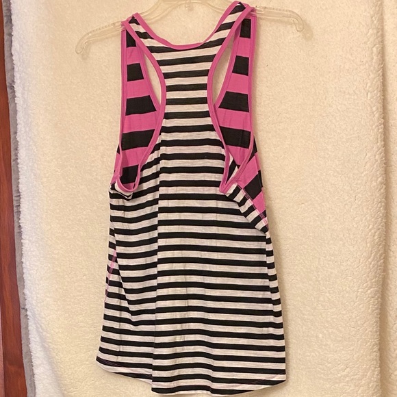 PINK VICTORIA SECRET TANK TOP - Picture 2 of 4